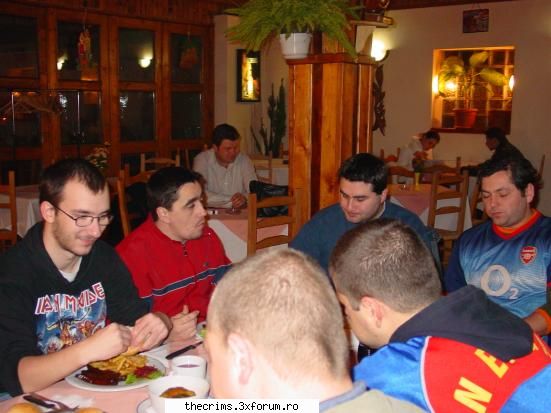 intalnire footbal 11-12-2005 gazda meshter, nanel, hercule, robert, patraulea sekre spatele