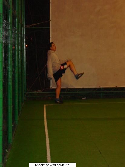 ultima intalnire footbal anul acesta!!!! nanel dupa executia unui corner exceptie