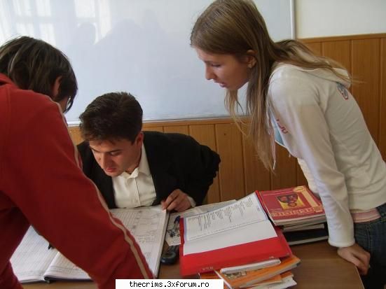 Partea cea mai imprevizibila a forumului! (continuare3) - Aici imi numara absentele - Albumul de familie