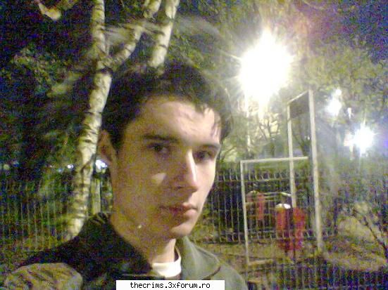 Partea cea mai imprevizibila a forumului! (continuare6) - Ma ascundeam...de cine oare la - Albumul de familie