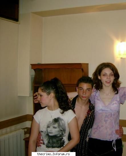 Poze :) - yo facand "mini topless" - Albumul de familie